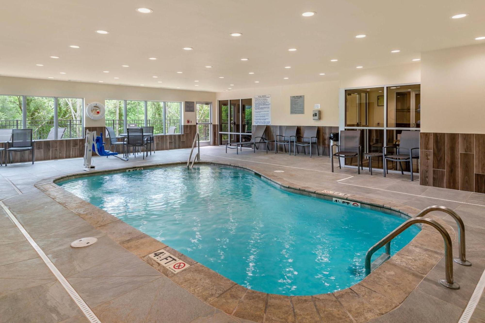 Fairfield Inn & Suites By Marriott Helen Exterior foto
